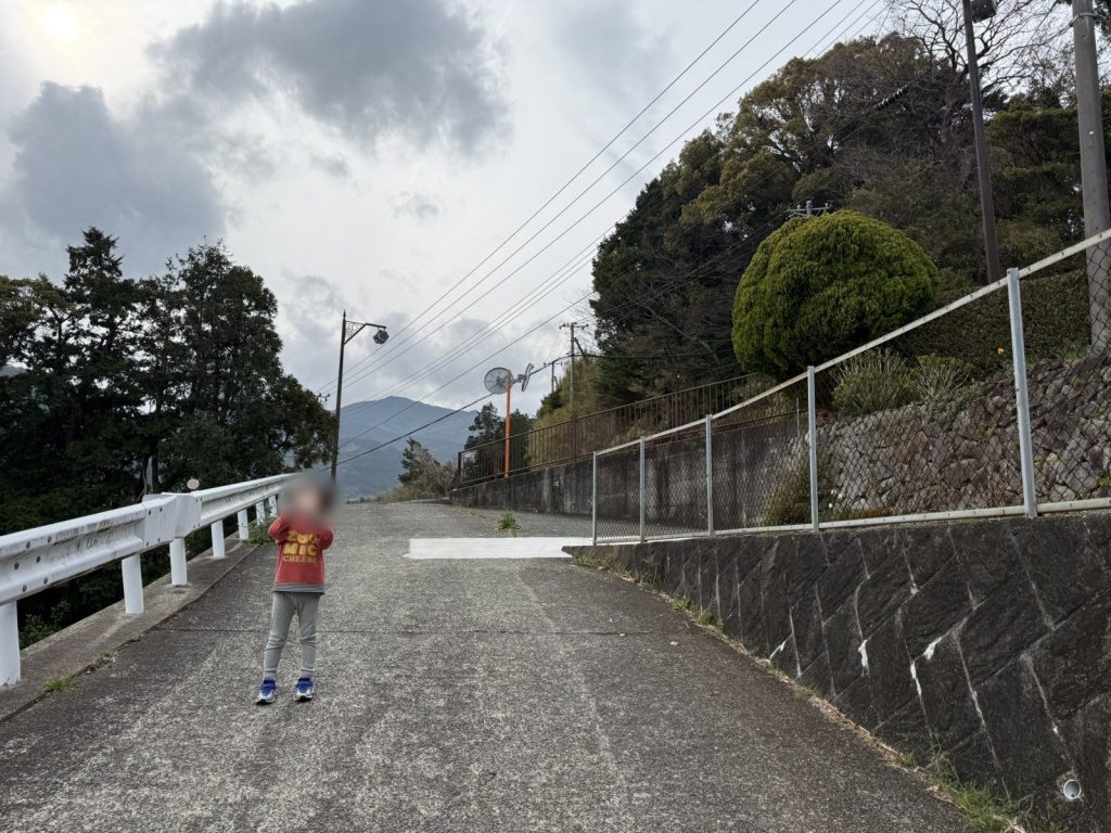 駅までの帰り道の坂
